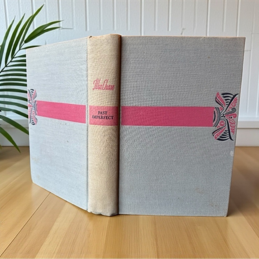 Vintage 1942 Past Imperfect by Ilka Chase – Decorative Cloth Hardcover